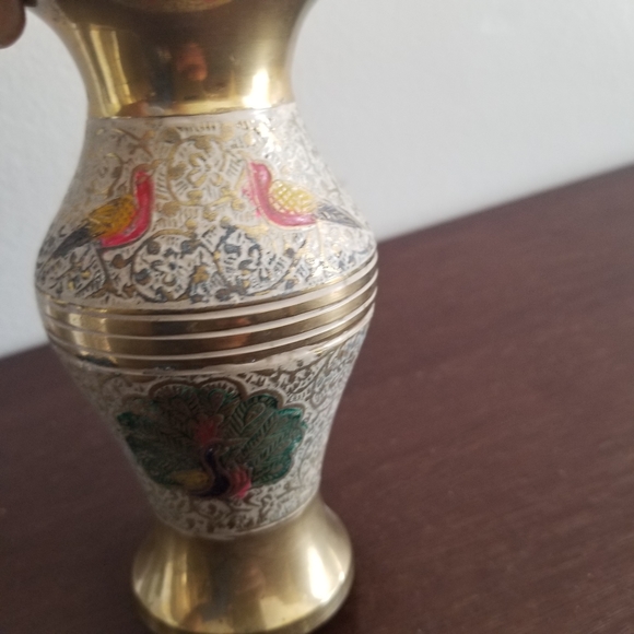 GAJMOTO BRASS VASE - Picture 3 of 8